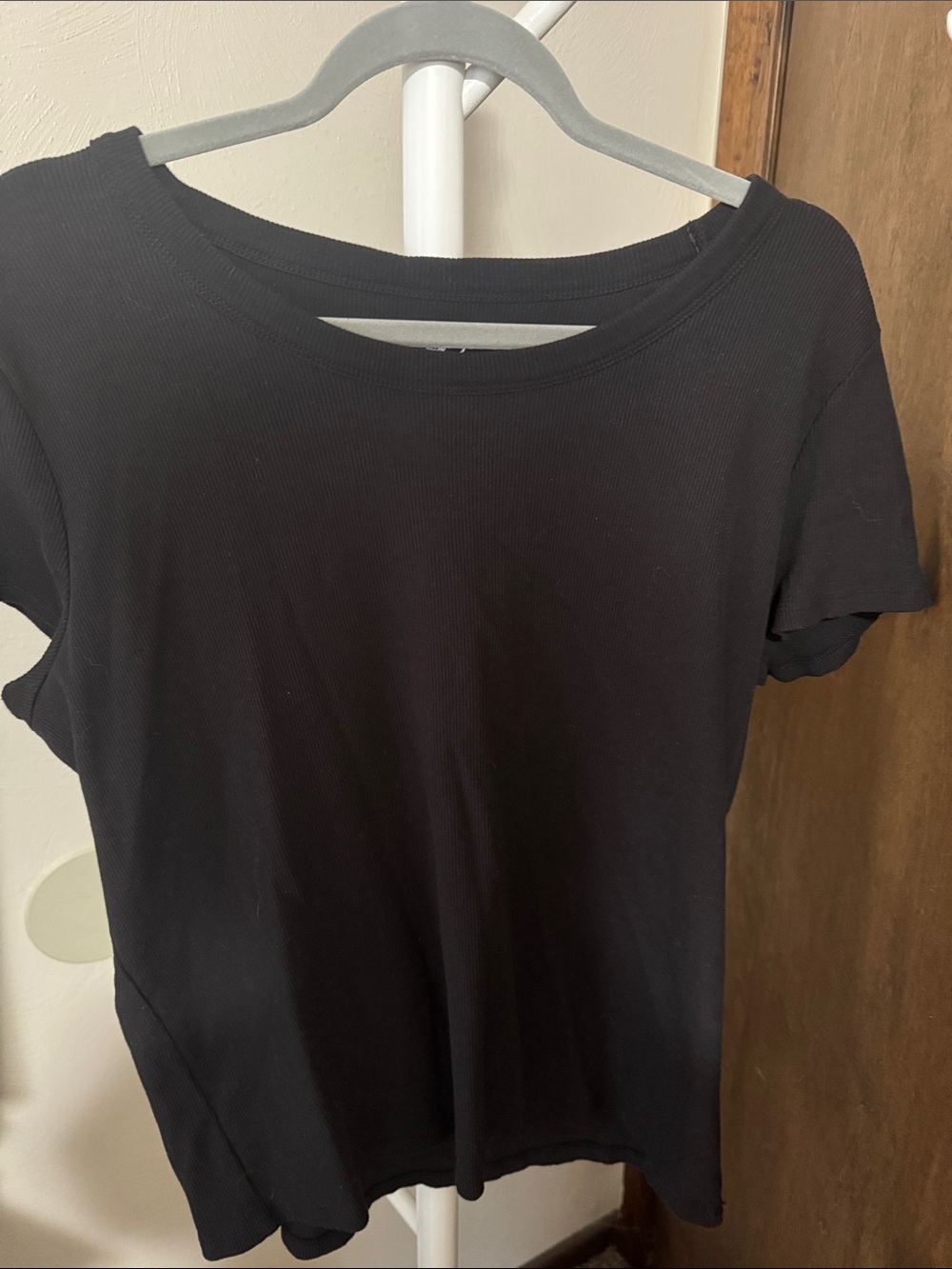 Everyday Black Ribbed Short-Sleeve Tee